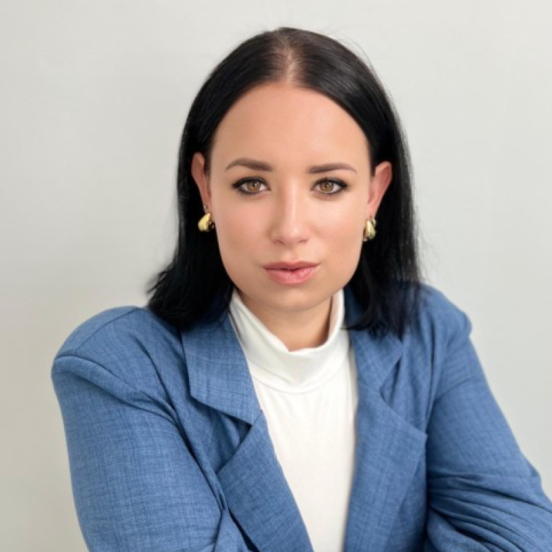 Mag.a iur. Elisa Drescher
